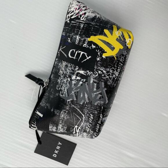 🆕 DKNY graffiti print pouch streetwear style - Picture 11 of 12